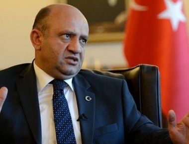 O Τούρκος ΥΠΑΜ καυχιέται για τα κατορθώματα της τουρκικής αμυντικής βιομηχανίας